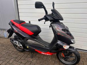 Aprilia SR 50 Street gebruikte bromscooter