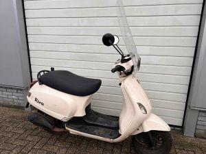 Btc Riva 4-takt bromscooter Opknapper