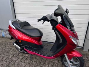 Peugeot Elystar 50 tsdi tweedehands bromscooter