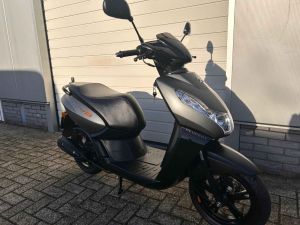 Peugeot Kisbee RS tweedehands bromscooter