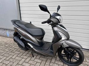 Sym Symphony ST 50 Iron Grey gebruikte bromscooter