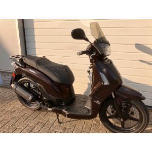 Tweedehands Scooters En Gebruikte Bromfietsen